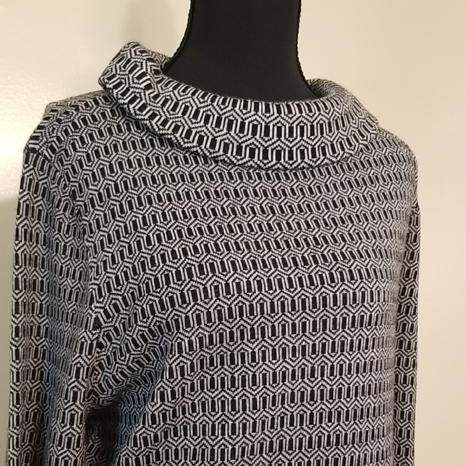 Talbots Women's Pure Merino Wool Cowl Neck Black & White Elegant Sweater Size Xl